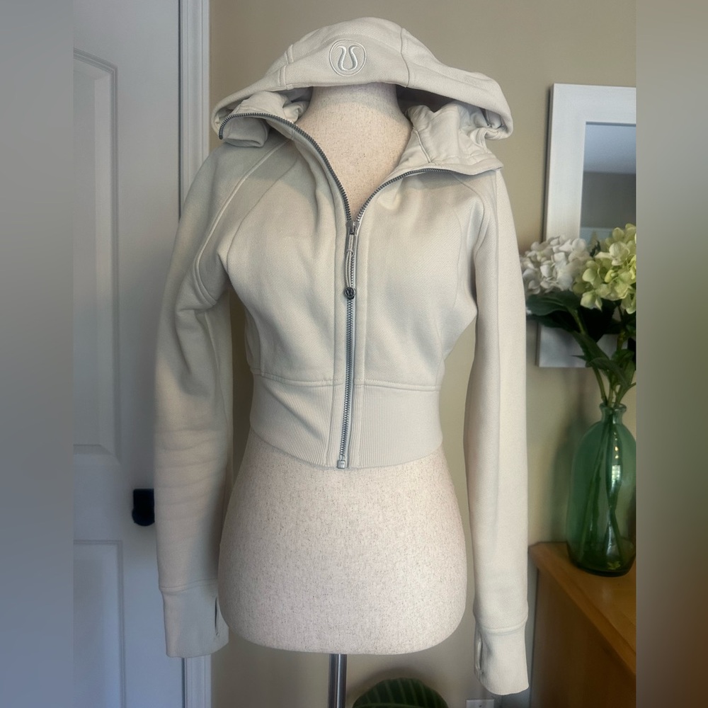 Lululemon Scuba Full-Zip Cropped Hoodie in Bone size 4 - Picture 5 of 10